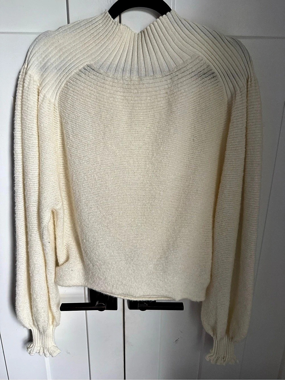 Free People Ribbed Turtleneck Sweater in Cream size S. - Picture 4 of 8
